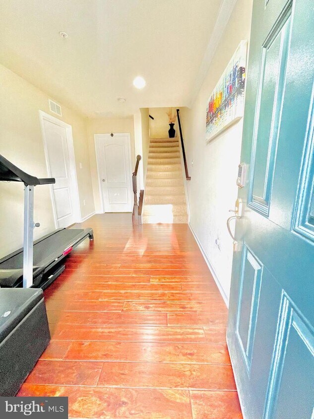 Primary Photo - 7018 Foxton Way