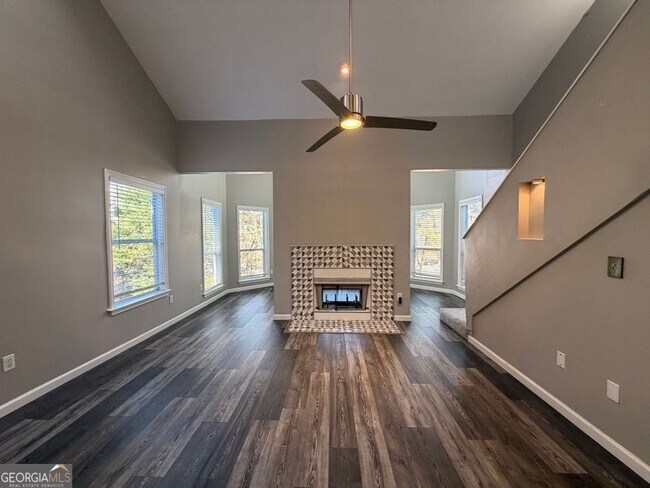 Foto del edificio - 133 McGill Park Ave NE