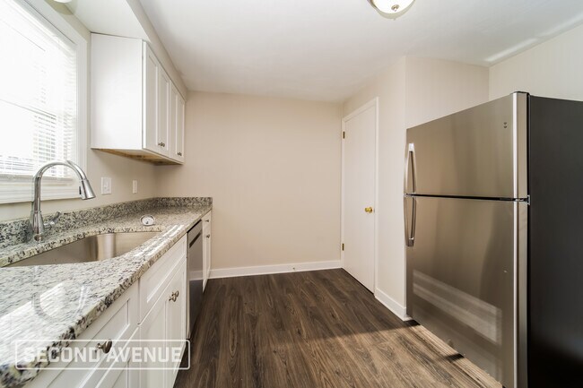 Building Photo - 213 Andora Dr
