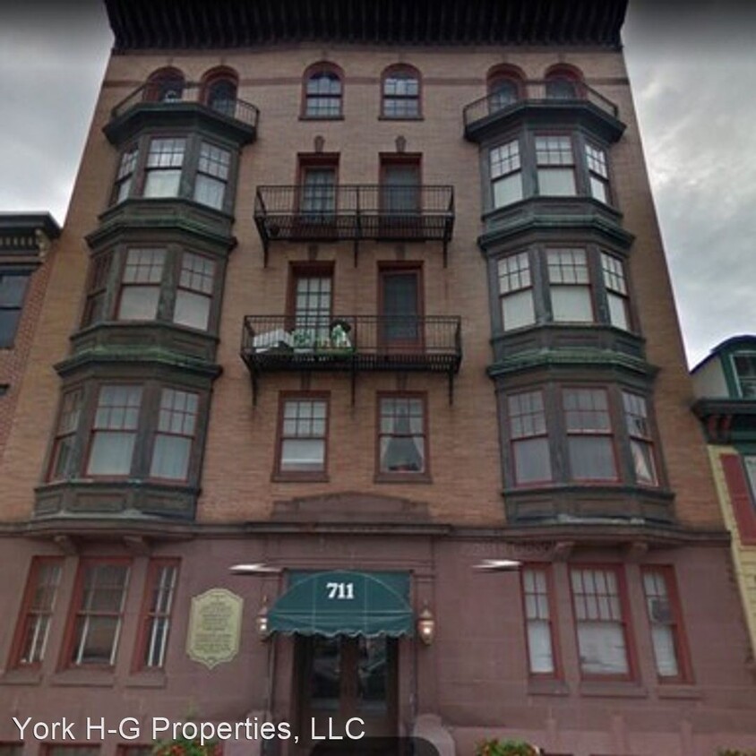 Primary Photo - 711 N 2nd St