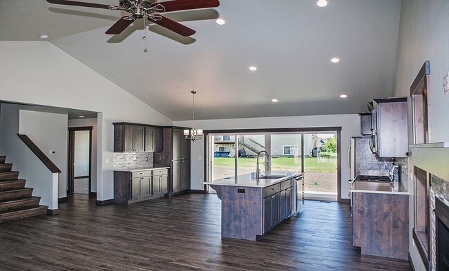 Foto del edificio - 4 br, 2.5 bath House - 6736 Buffalo Grass