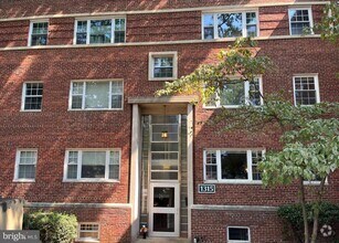 Building Photo - 1315 N Ode St