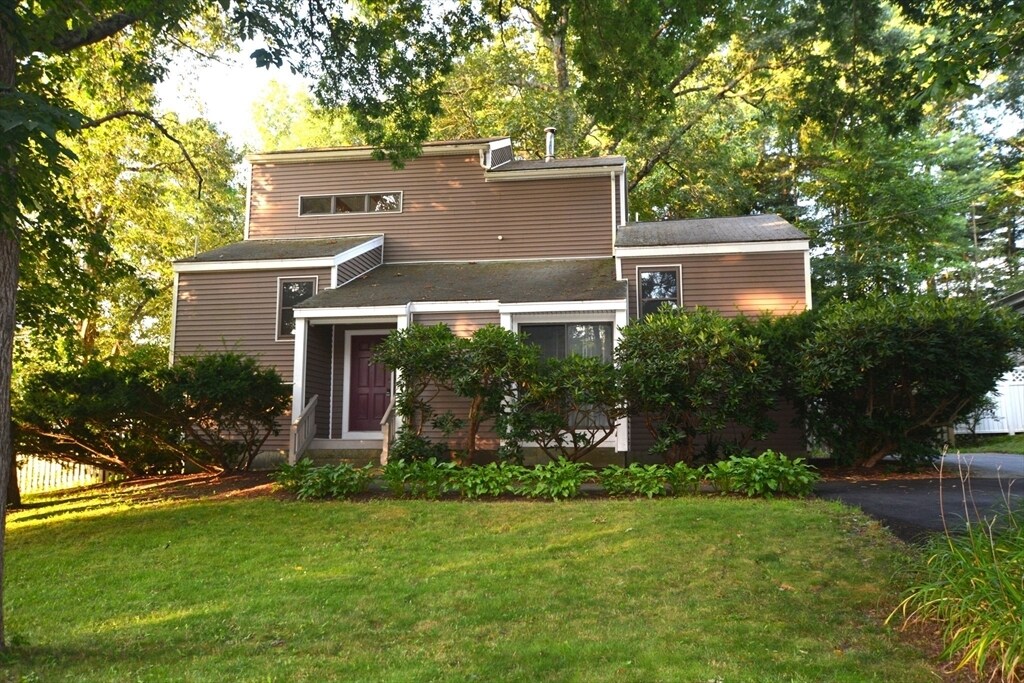 Primary Photo - 280 Lakewood Dr
