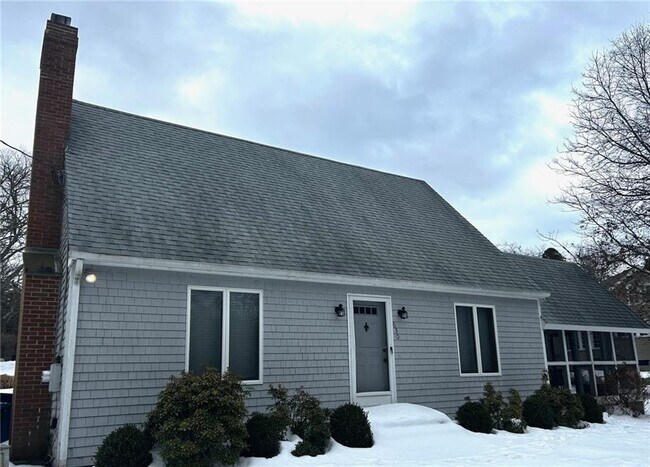 Foto del edificio - 630 Green Hill Beach Rd