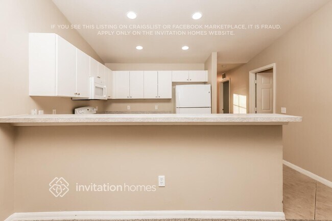 Foto del edificio - 2422 Joe Ave S