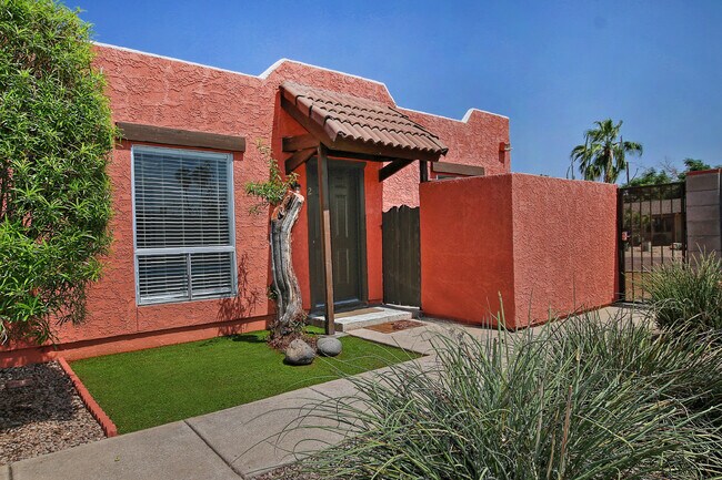 Front entrance - 18034 N 41st St