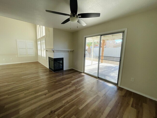 Foto del edificio - North Summerlin stunning 2-story home with...