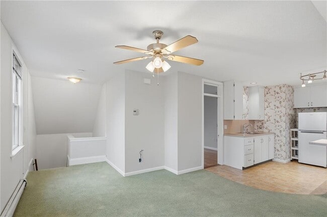 Building Photo - 135 Columbia Ave