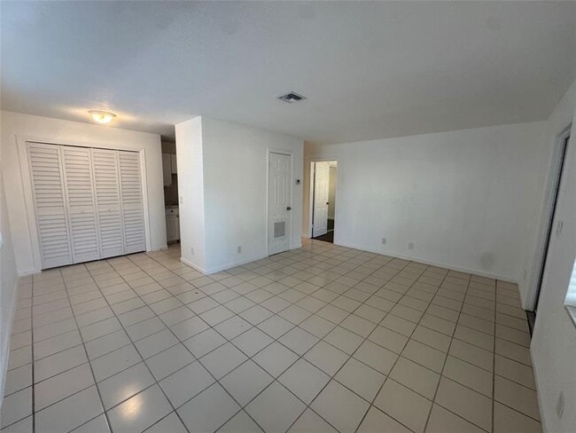 Foto del edificio - 1795 NW 55th Ave