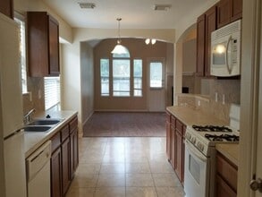 Building Photo - 15311 Forest Creek Farms Dr