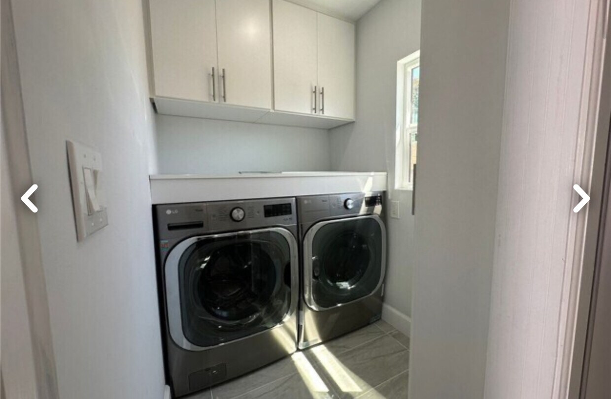 Foto principal - 15912 Casimir Ave