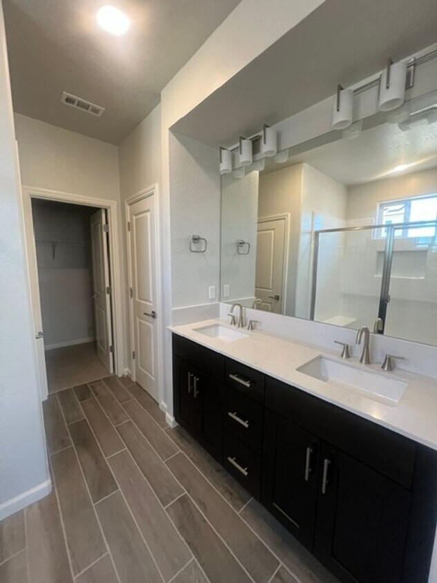Foto del edificio - Granville Realty Rental Home