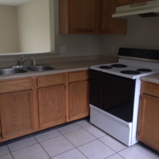 Building Photo - 5412 Maplebrook Ln