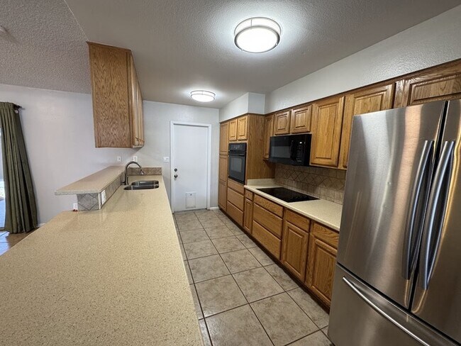 Foto del edificio - 4329 W Garden Dr