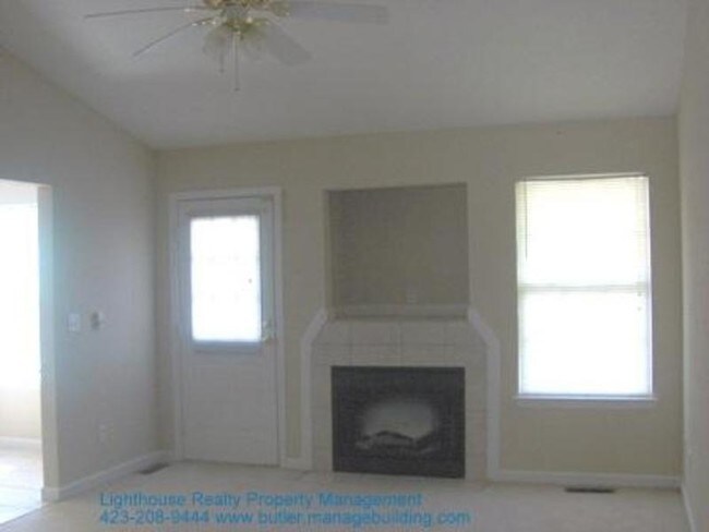 Foto del edificio - 963 Spring Meadows Dr