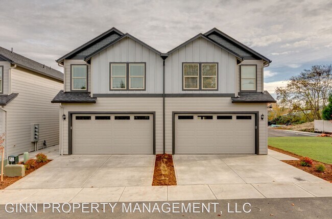 Foto del edificio - 3 br, 2.5 bath House - 8215 NE 6th St #5