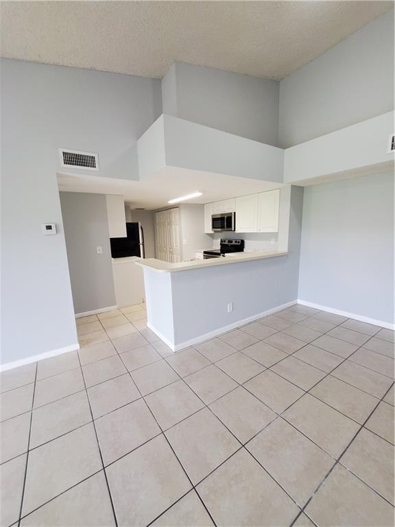 Foto del edificio - 9244 W Atlantic Blvd