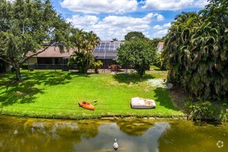 Building Photo - 1369 Riverside Cir