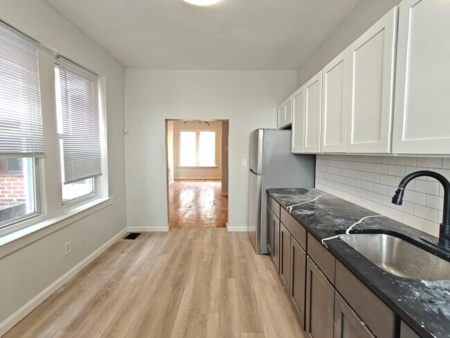 Building Photo - 713 S Ithan St