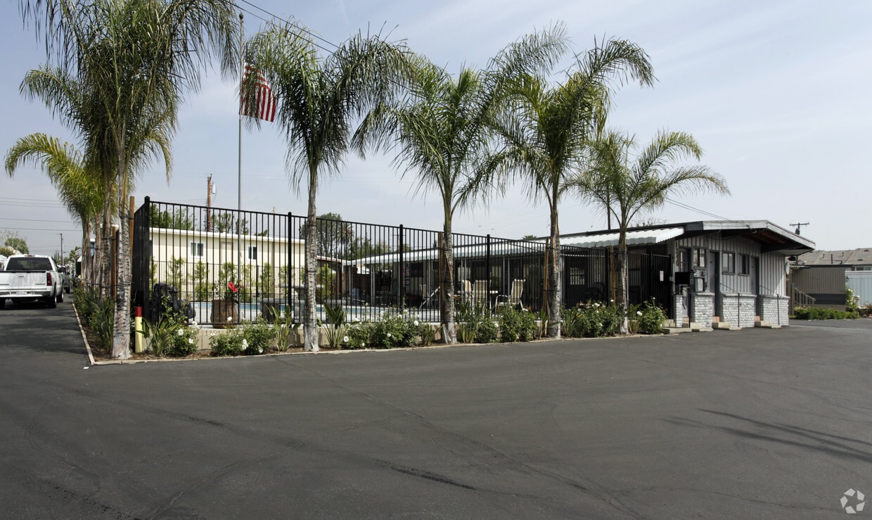 9340 Foothill Blvd, Rancho Cucamonga, CA 91730 Apartments in Rancho