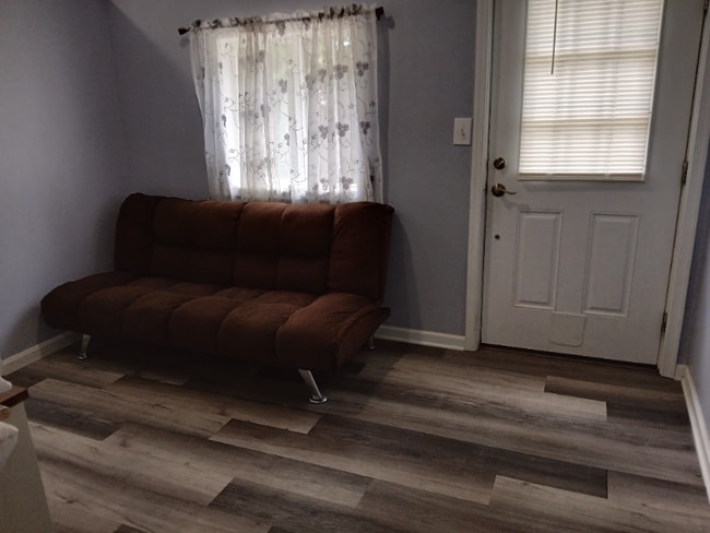 Photo - 204 Southwood Rd House