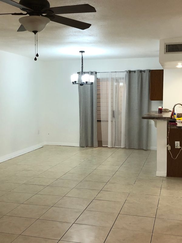 Foto del edificio - 1611 Sanibel Dr