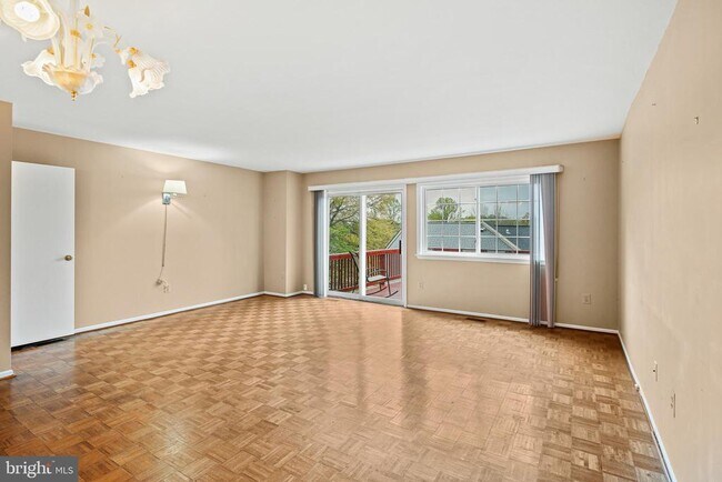 Foto del edificio - 22 Hamlet Dr