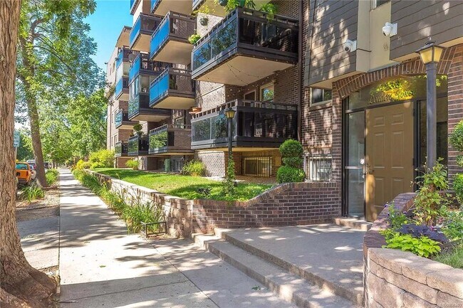 Photo - 1233 N Ogden St Apartment