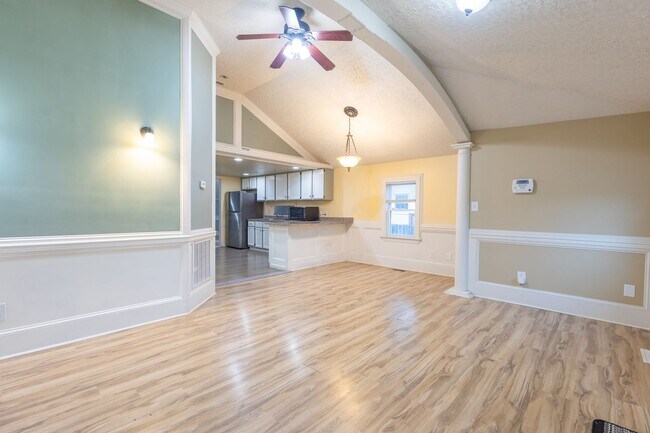 Foto del edificio - Cozy 3 BR/2 BA Single-Family Home in Halet...