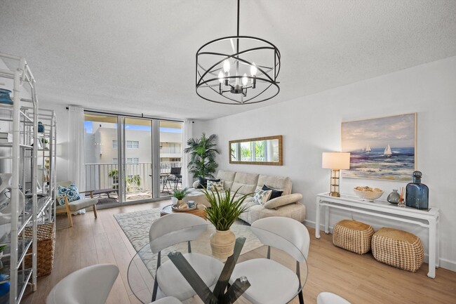 Building Photo - 3540 S Ocean Blvd