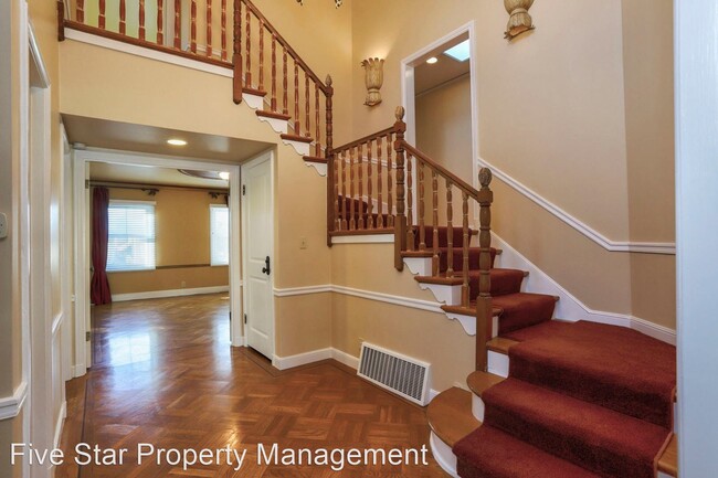 Building Photo - 4 br, 3.5 bath House - 41 Lagunitas Drive