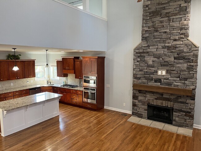 Building Photo - Spacious and Serene Rental Property in Spr...