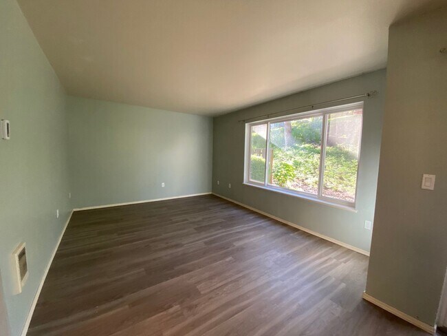 Foto del edificio - Orchard Hill 2 Bedroom Updated Condo!