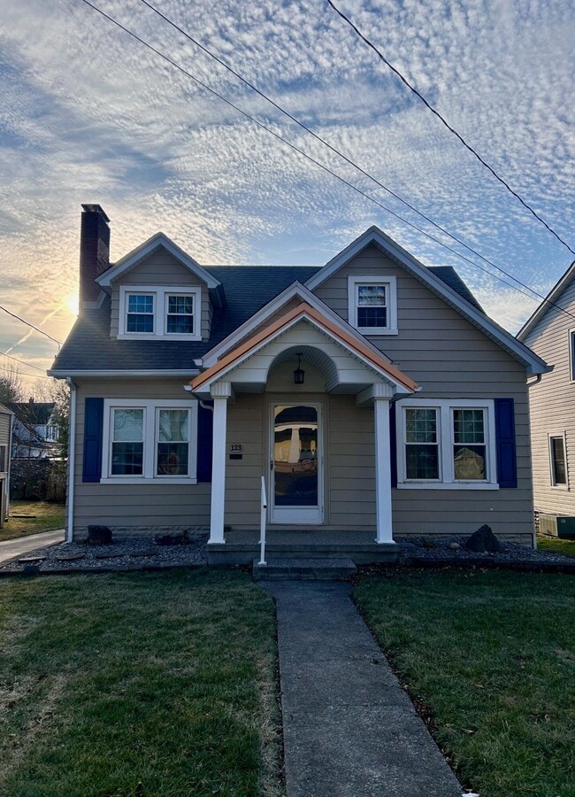 Building Photo - 123 N Richardson Dr