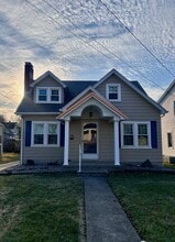 Building Photo - 123 N Richardson Dr