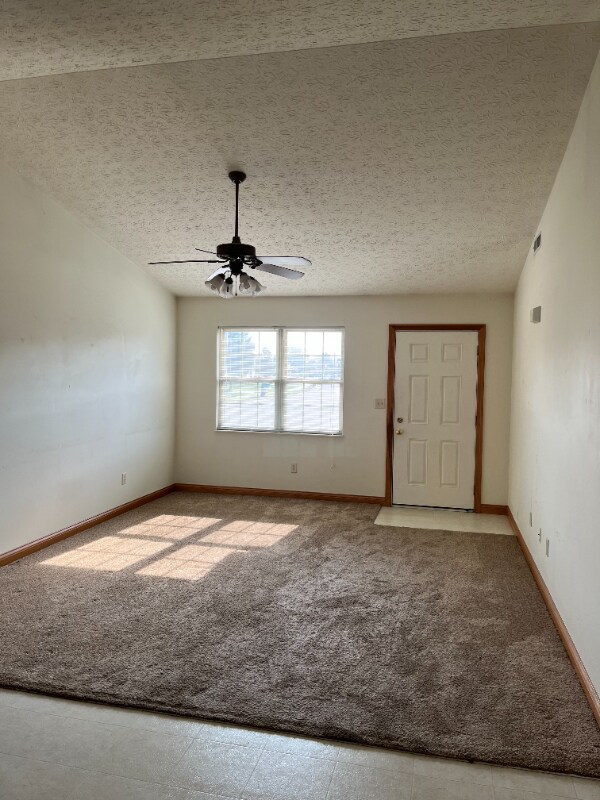 Foto del edificio - 2257 Shamrock Ln