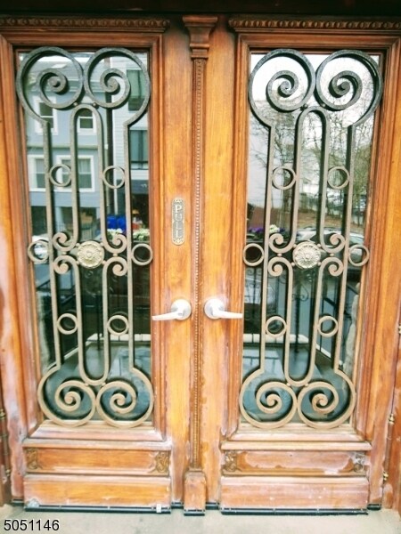 Foto del edificio - 305 Whiton St