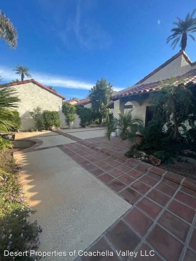 Foto del edificio - 3 br, 3 bath House - 62 Calle Solano