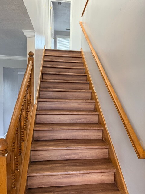 Building Photo - "Charming 4-Bed Oasis on Kidwell Court – Spacious Living with 2.5 Baths in Indianapolis!"