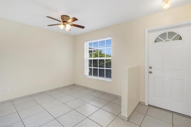 Foto del edificio - 3627-3629 SE 9th Pl