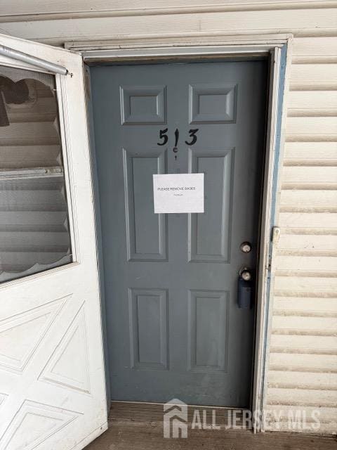 Foto del edificio - 513 Waterford Dr