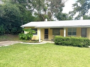 Building Photo - 1411 McCauley Rd