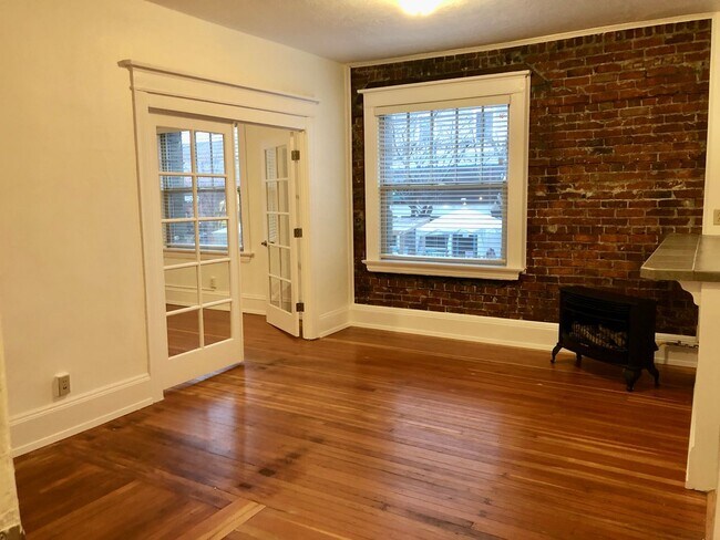 Foto del edificio - 2109 NW Irving St