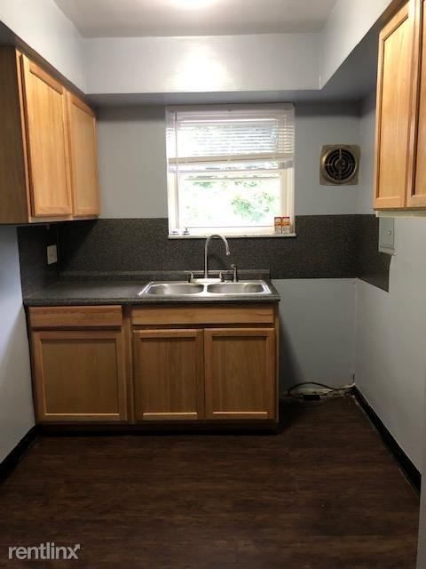 Foto del edificio - 7843 Dawn Rd