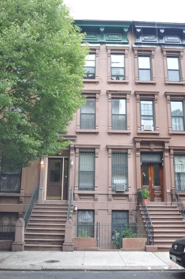 Building Photo - 247 West 131st Street
