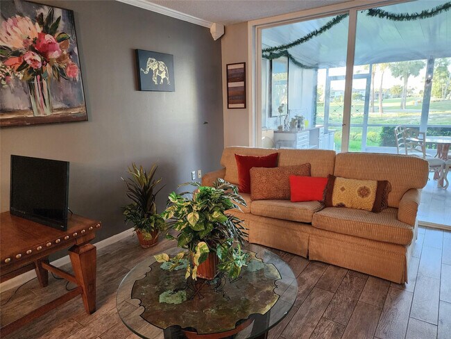 Foto del edificio - 4790 Esedra Ct