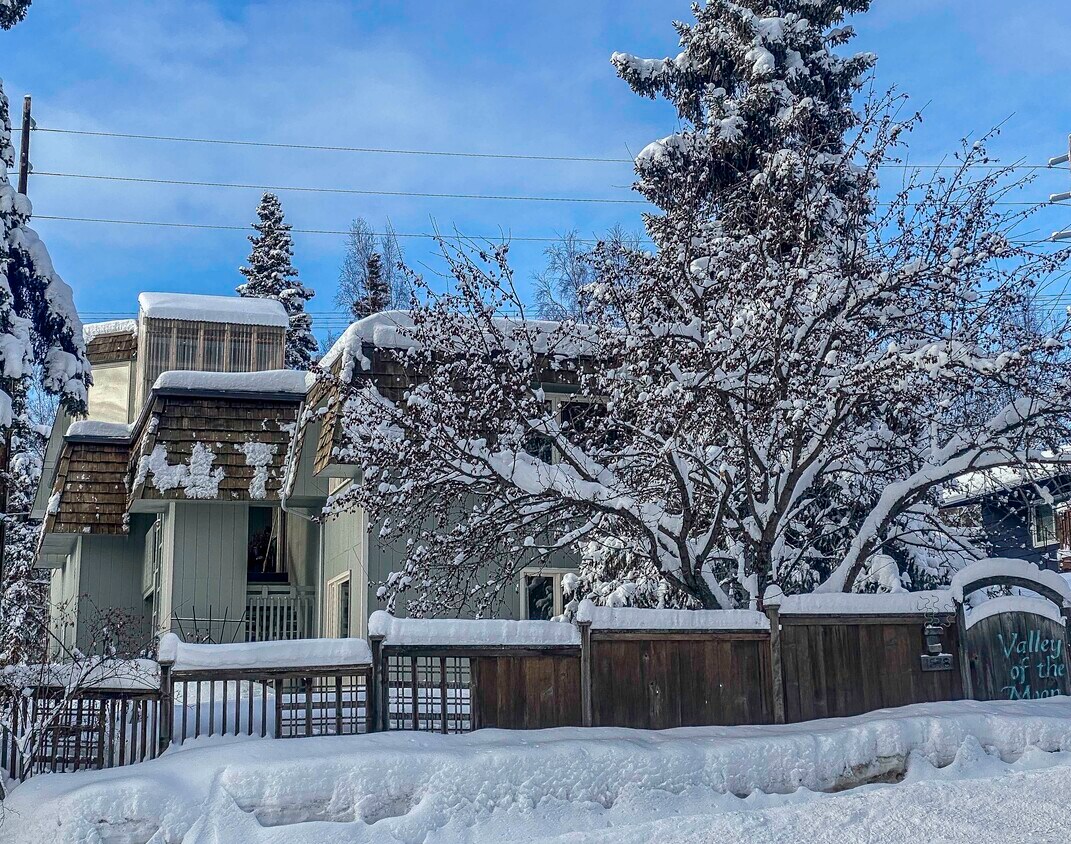 Vista a la calle Winter - 1576 E St