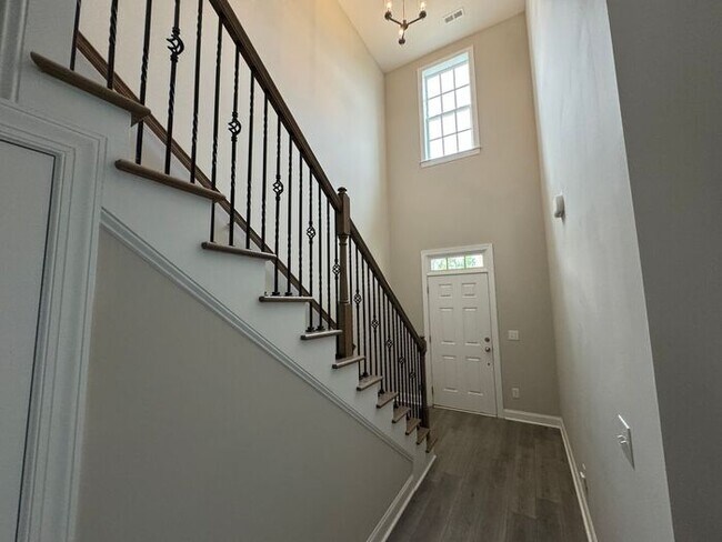 Foto del edificio - TOWN MADISON RENTAL ON THE SQUARE!