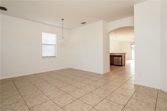 Foto del edificio - 2141 SW 3rd Pl