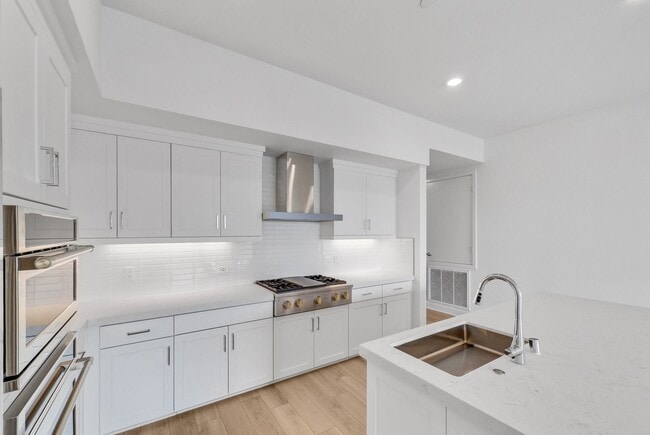 Building Photo - 4507 Rivington